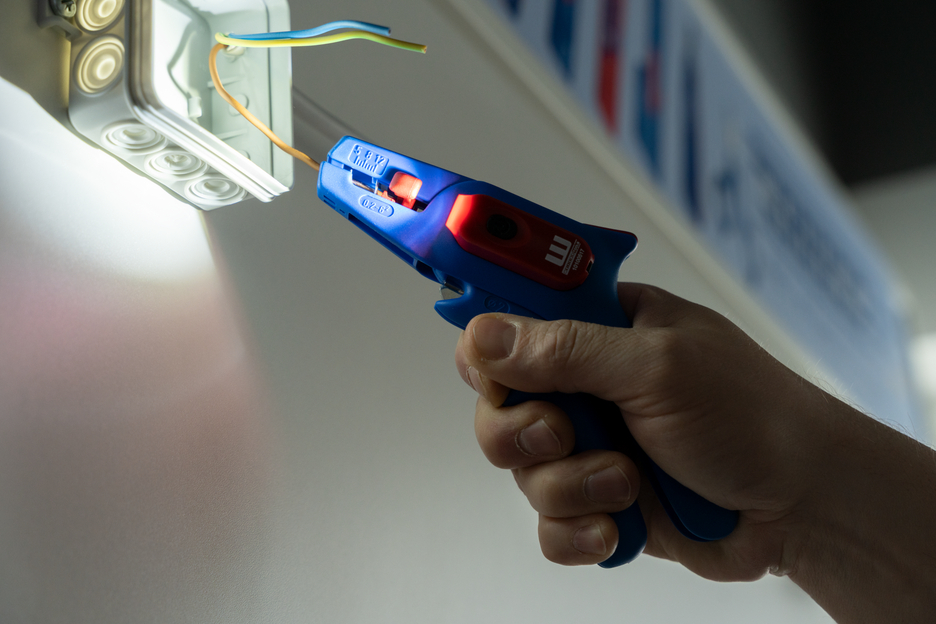 Wire Stripper No. 5 LED Set